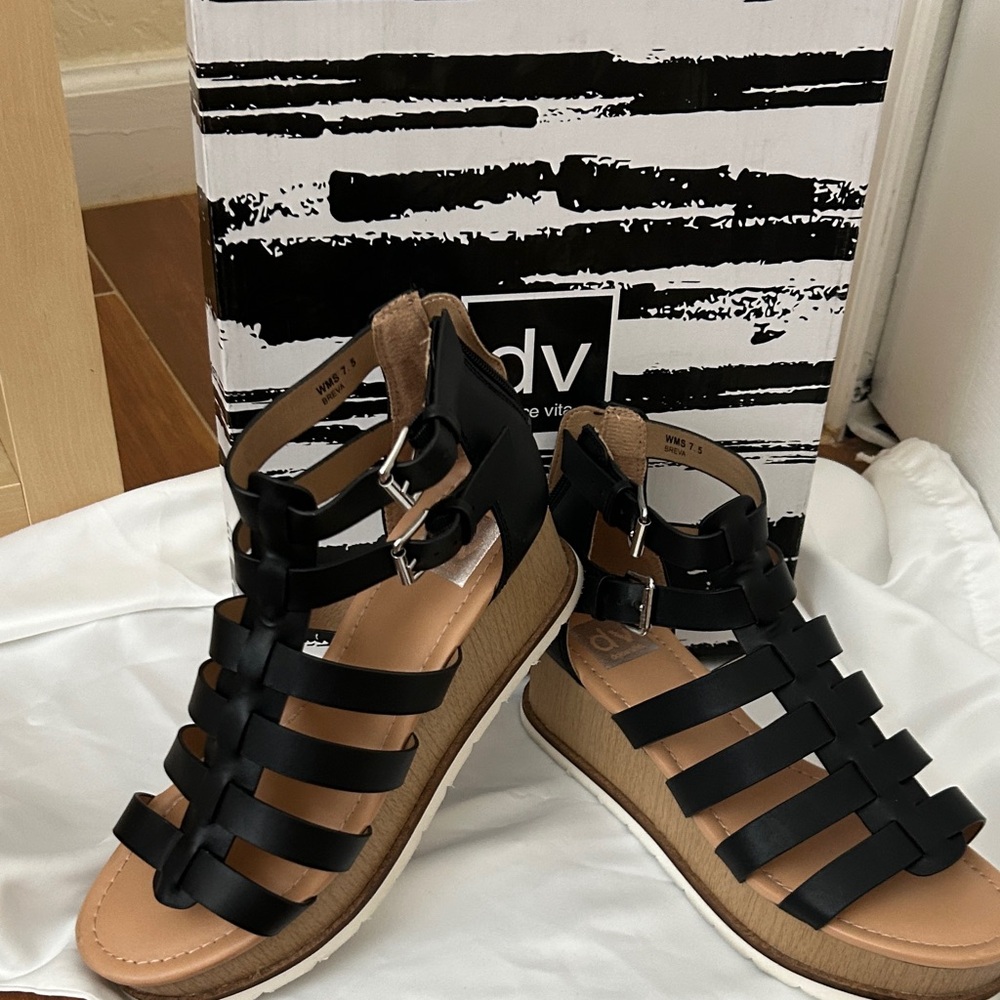 DV by Dolce Vita Women's Black Gladiator Sandals